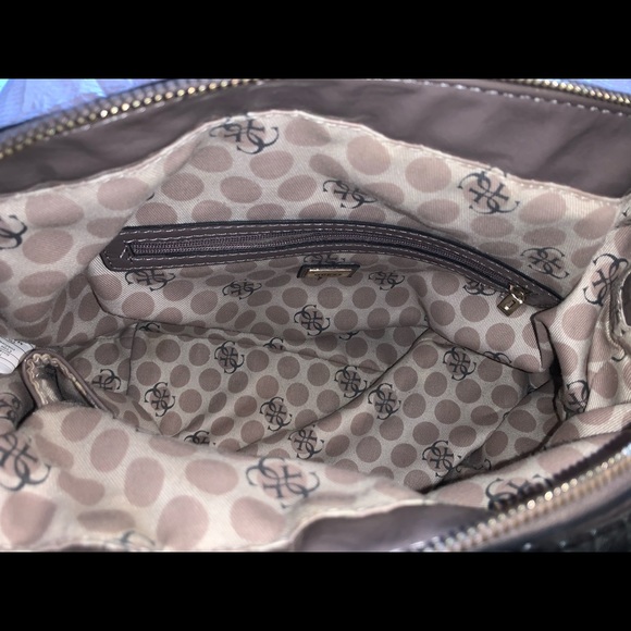 GUESS Vintage Shoulder Bag - Picture 2 of 4